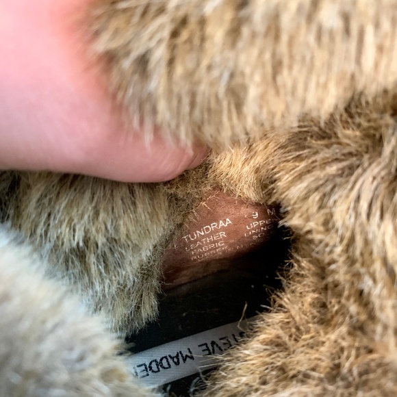 Steve Madden | Faux Fur Combat Boots Tundraa - Picture 4 of 4